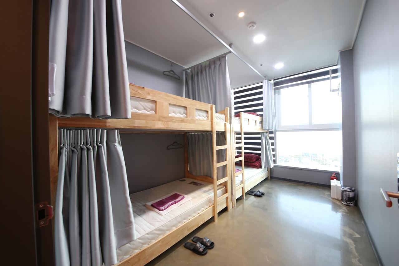 Moondong'S Hostel Busan Exterior foto